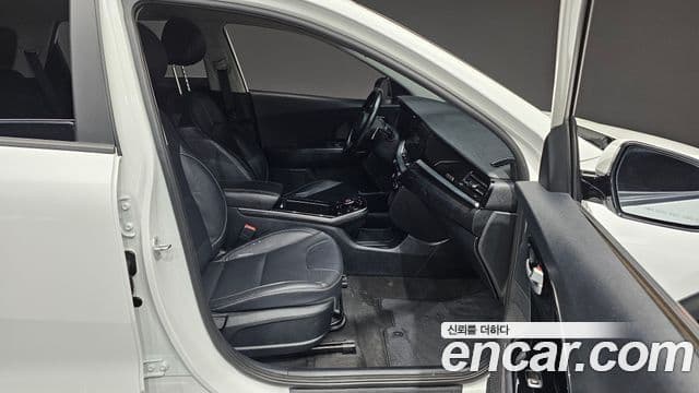 Kia Niro EV Prestige, 2022 12