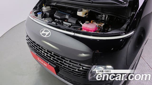 Hyundai Staria Modern, 2025 6
