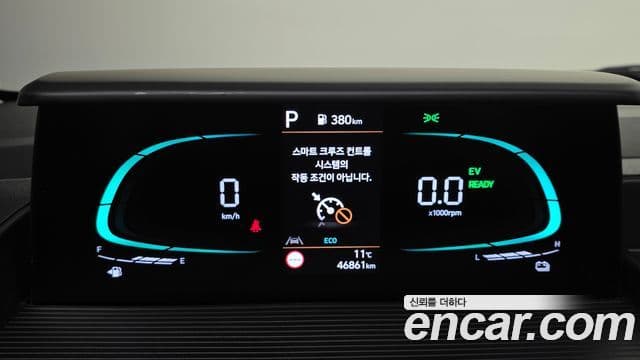 Hyundai Staria Modern, 2025 8