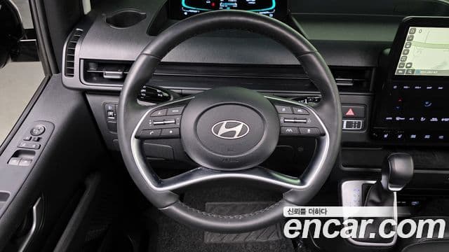 Hyundai Staria Modern, 2025 15