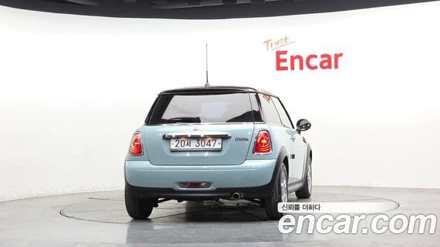 Mini Cooper SE, 2012 4