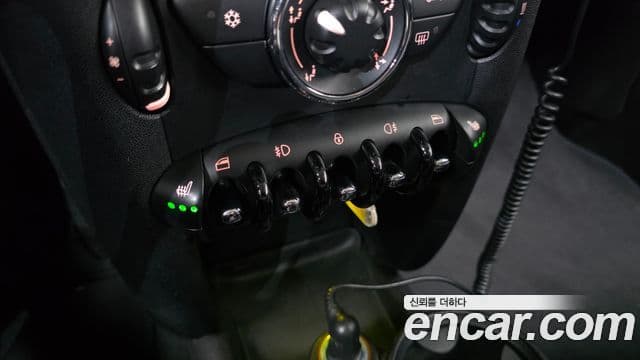 Mini Cooper SE, 2012 19