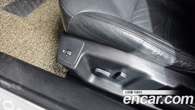 Renault Korea(Samsung) SM7 Nova LPLI 2.0 LPe для людей с инвалидностью, 2016 18