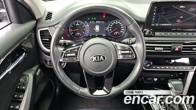 Kia Seltos Signature, 2022 13