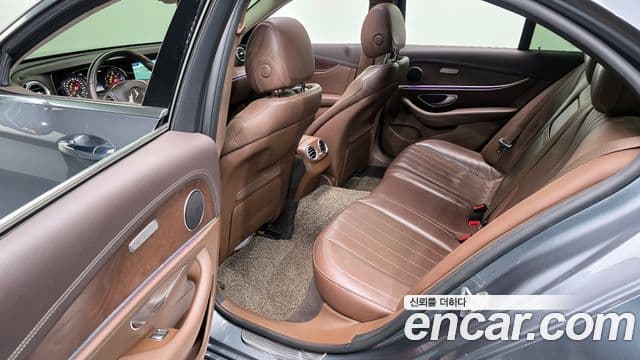 Mercedes-Benz E-класс W213 Exclusive, 2017 12