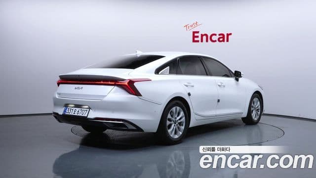 Kia K8 Noblesse, 2022 2