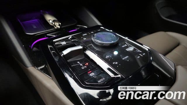 BMW 5시리즈 (G60) 520i M Sport, 2025 9