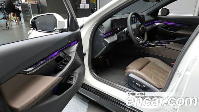 BMW 5시리즈 (G60) 520i M Sport, 2025 11