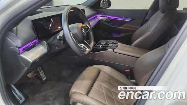 BMW 5시리즈 (G60) 523d M Sport, 2024 11