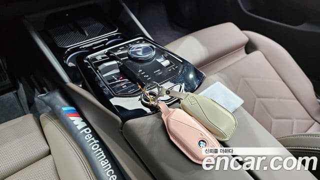 BMW 5시리즈 (G60) 520i M Sport, 2025 9