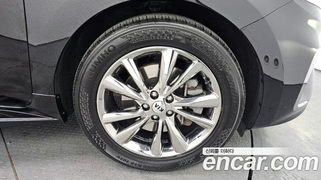 Kia The / новый New Carnival President, 2019 все фото