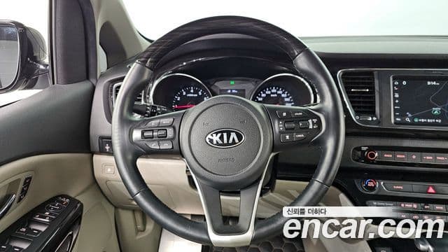 Kia The / новый New Carnival President, 2019 13