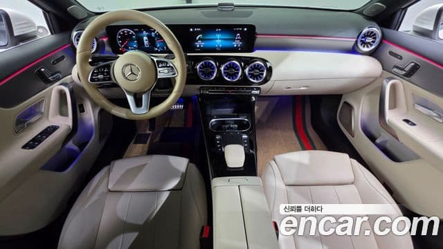 Mercedes-Benz A-класс W177 A200d седан, 2023 7