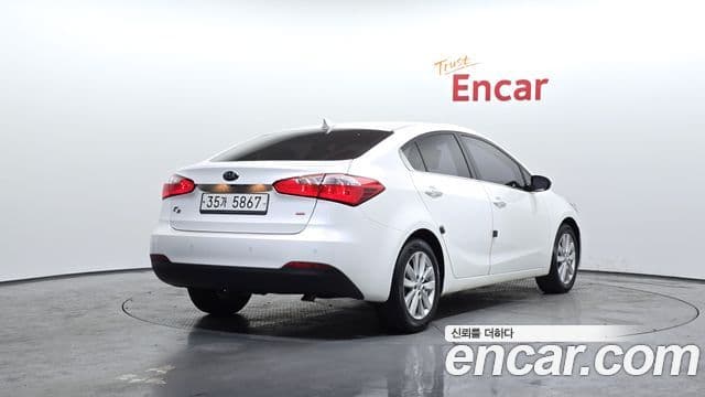 Kia K3 Trendy, 2013 2