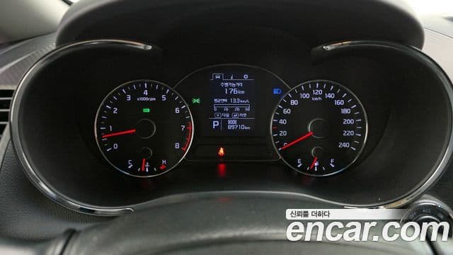 Kia K3 Trendy, 2013 8