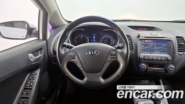 Kia K3 Trendy, 2013 13