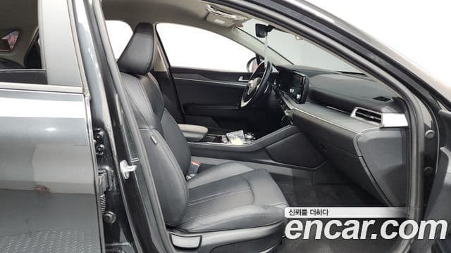 Kia K5 3세대 Prestige, 2020 10