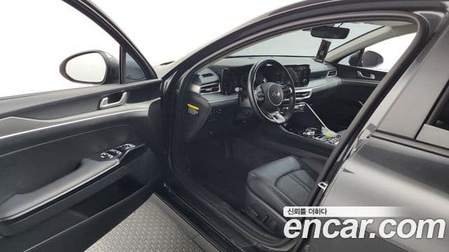 Kia K5 3세대 Prestige, 2020 11
