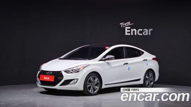 Hyundai Avante MD Premier, 2011 1