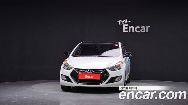 Hyundai Avante MD Premier, 2011 3