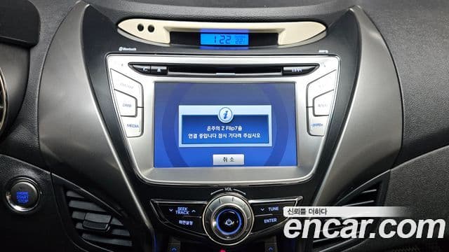 Hyundai Avante MD Premier, 2011 17