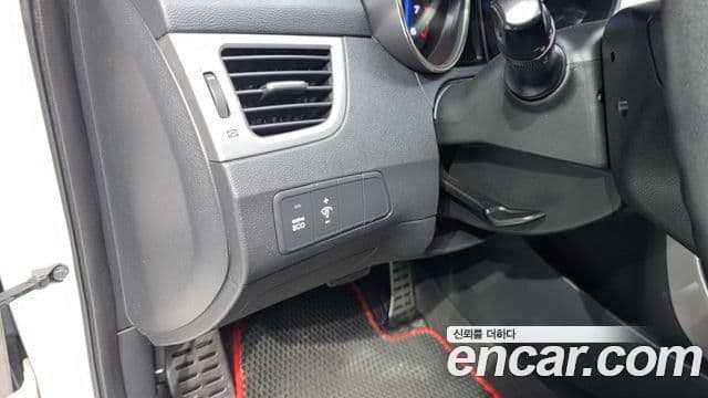 Hyundai Avante MD Premier, 2011 18