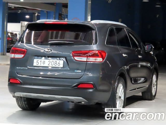 Kia All New Sorento Prestige, 2015 4