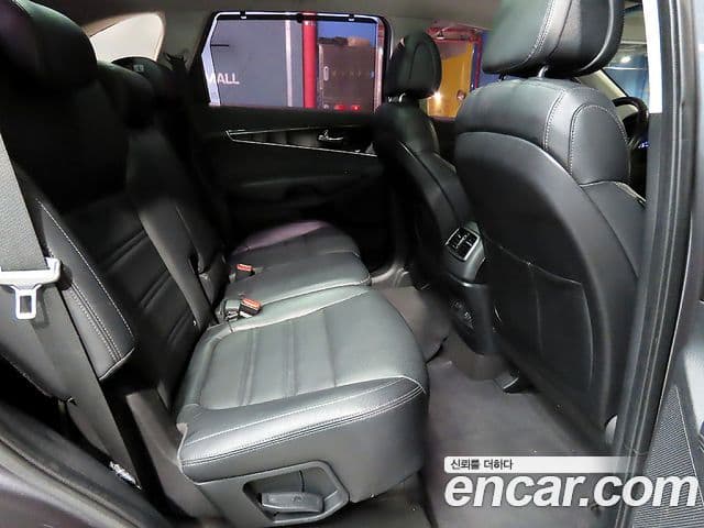 Kia All New Sorento Prestige, 2015 9