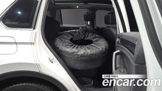Volkswagen Tiguan 2세대 Prestige, 2023 12