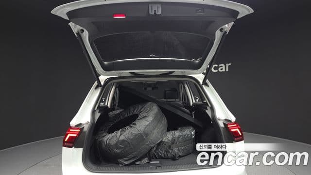 Volkswagen Tiguan 2세대 Prestige, 2023 20