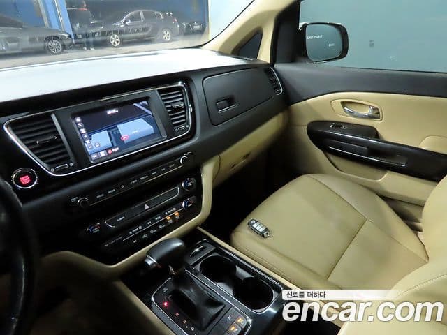 Kia All New Carnival Prestige, 2018 13