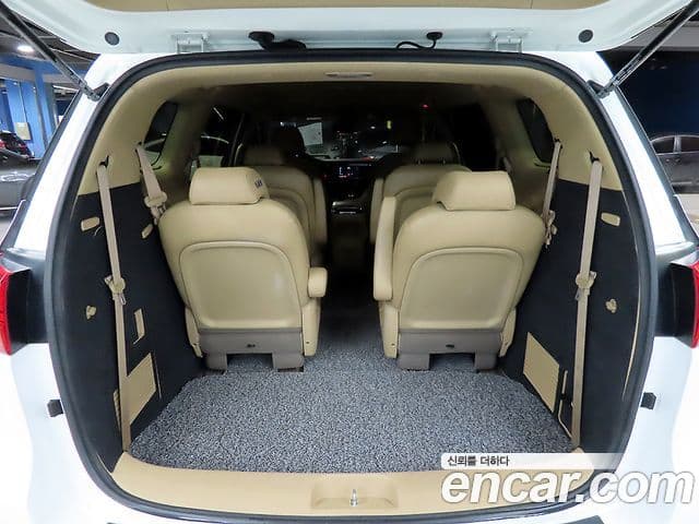 Kia All New Carnival Prestige, 2018 16