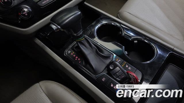 Kia The / новый New Carnival Prestige, 2019 9