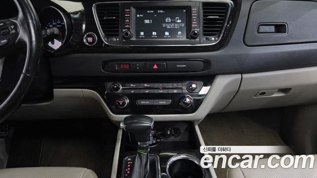 Kia The / новый New Carnival Prestige, 2019 14