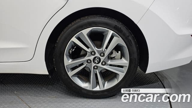 Hyundai Avante AD 1.6 GDI Value Plus, 2018 все фото