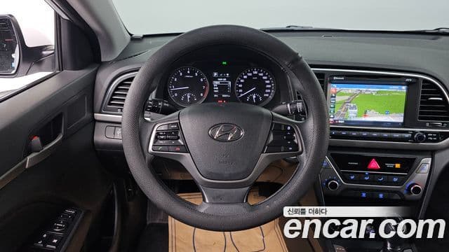 Hyundai Avante AD 1.6 GDI Value Plus, 2018 15