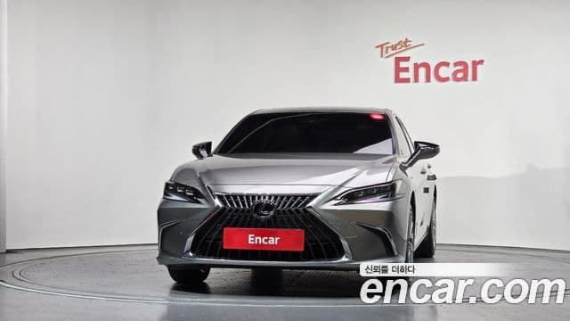 Lexus ES300h 7세대 Executive, 2023 3