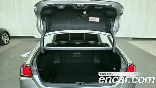 Lexus ES300h 7세대 Executive, 2023 20