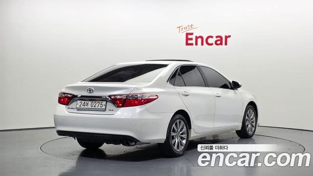 Toyota New 캠리 2.5 XLE, 2016 2