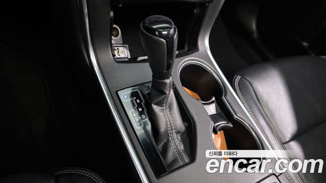 Toyota New 캠리 2.5 XLE, 2016 9