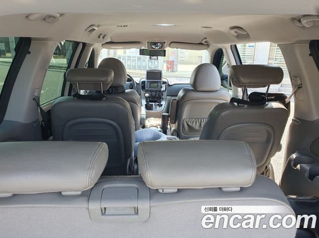 Kia Carnival R люксовая версия, 2013 8