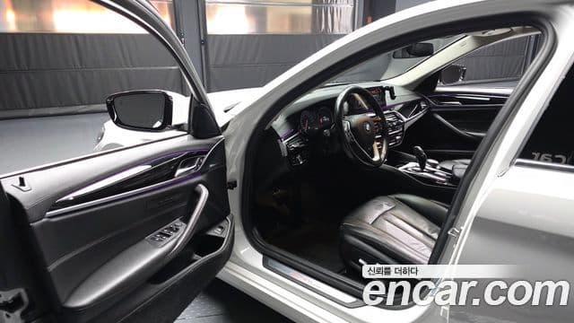 BMW 5시리즈 (G30) Luxury, 2018 9