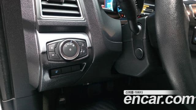 Ford Explorer 5세대, 2018 17