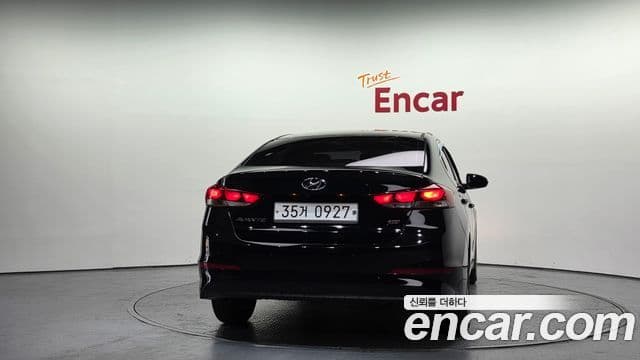 Hyundai Avante AD 1.6 GDI Smart, 2016 4