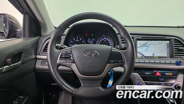 Hyundai Avante AD 1.6 GDI Smart, 2016 14