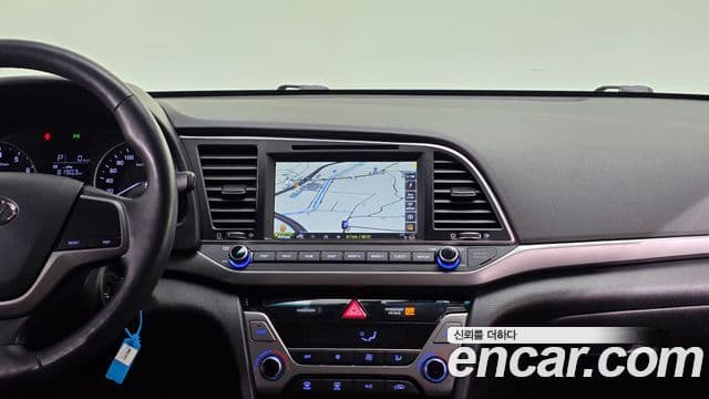 Hyundai Avante AD 1.6 GDI Smart, 2016 16