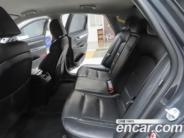 Hyundai Grandeur IG 3.0 LPi Modern (арендный автомобиль), 2019 9