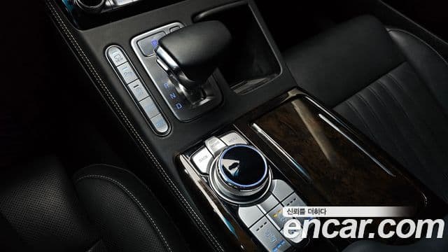 Genesis G90 Premium Luxury, 2021 9