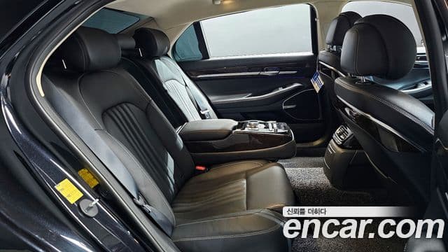 Genesis G90 Premium Luxury, 2021 12