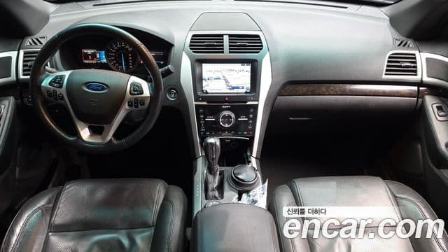 Ford Explorer 5세대, 2015 7